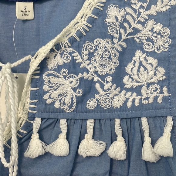 Francesca’s Blue Rain Tassel Tank - Picture 5 of 6